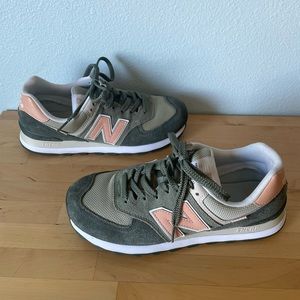 Women’s green New Balance NB574, size 9W